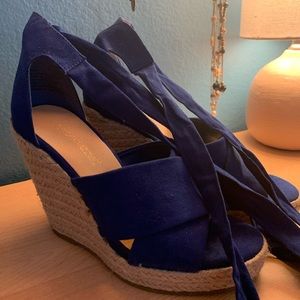 Shoe dazzle lace up wedge heels